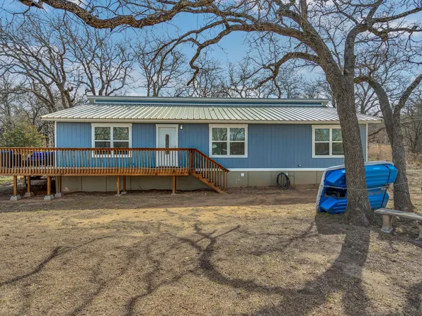 217 Comanche Trl, Nocona, TX 76255