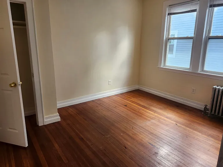313 Leslie St #2 — Photo 5
