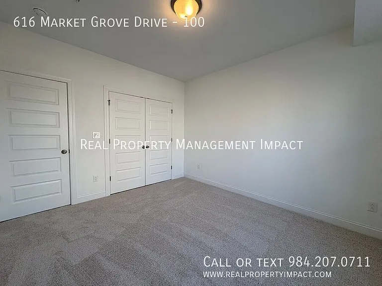 616 Market Grove Dr #100 — Photo 40