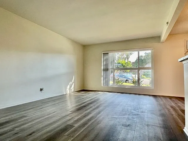 1811 W Sallie Ln #D1 — Photo 36