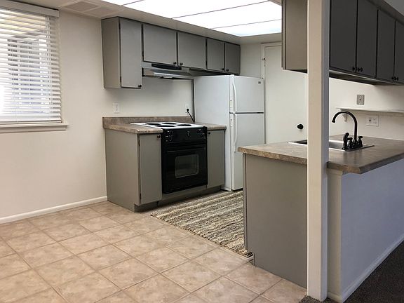 4th image of 1555 E 3900 S APT 112