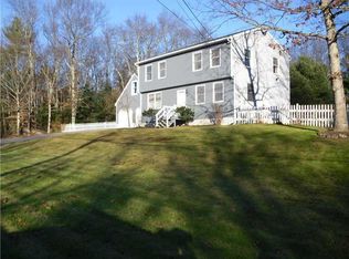 15 Jonathan Rd, West Greenwich, RI 02817