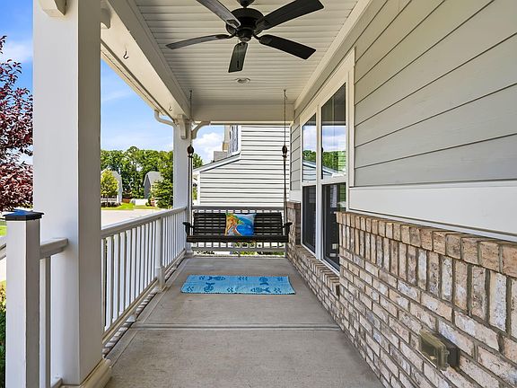 3rd image of 3413 Jordan Shires Dr