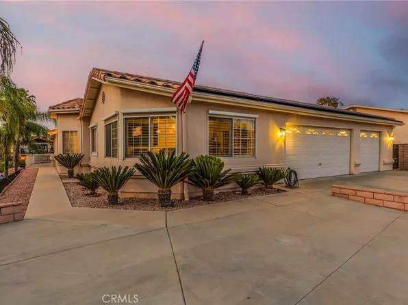 22560 Blue Teal Dr, Canyon Lake, CA 92587