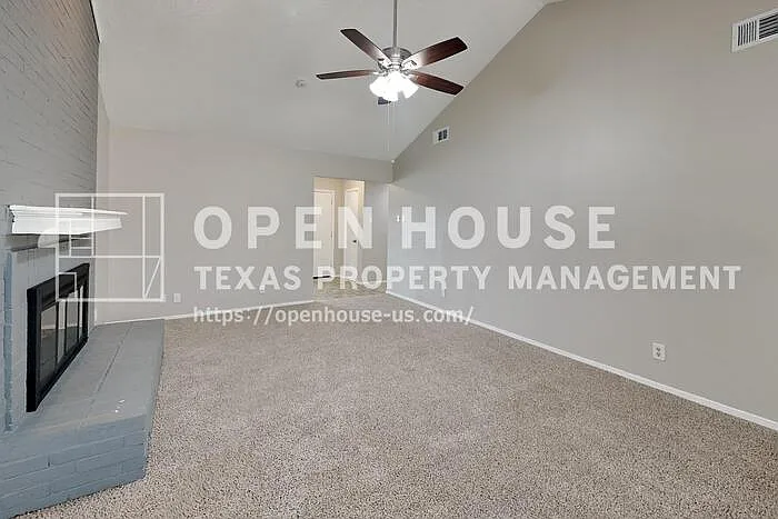 1711 Elizabeth Dr — Photo 4