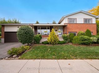14 Turnvale Rd, Toronto, ON M9V1L7