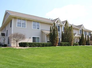 6165 Walnut Ln UNIT 93, Cudahy, WI 53110