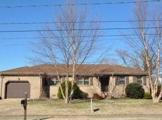 1144 Sharon Dr, Chesapeake, VA 23320