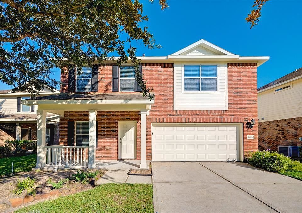 1st image of 20526 Avery Grove Ct