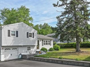 87 Salem Rd, Fishkill, NY 12524