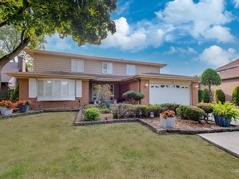 1st image of 824 Brentwood Dr