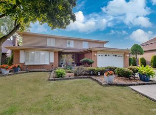 824 Brentwood Dr, Bensenville, IL 60106