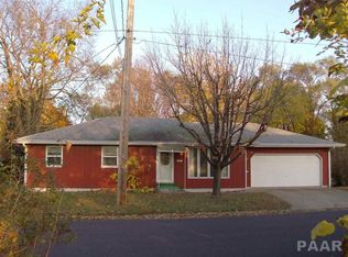 600 N 16th St, Pekin, IL 61554