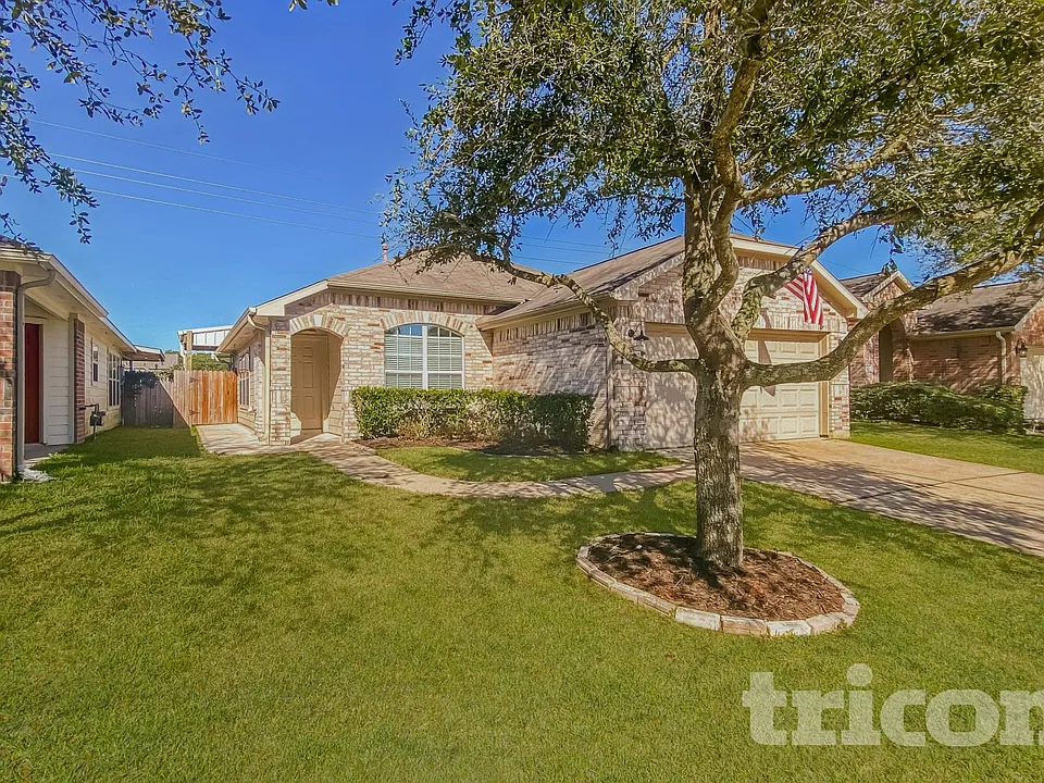 315 Annatto Ln