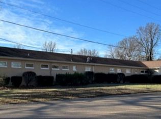 215 W Grant St, Dexter, MO 63841