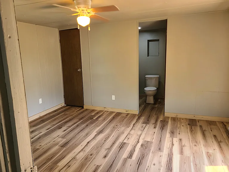 5917 N FM 56 #A — Photo 7