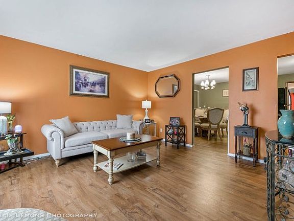 2nd image of 411 Ball Ave