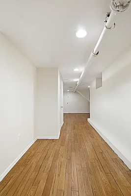 Rented by Compass | media 12