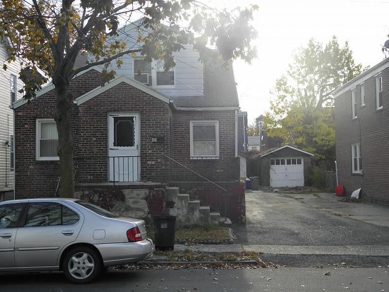 2nd image of 24 Hazel Pl