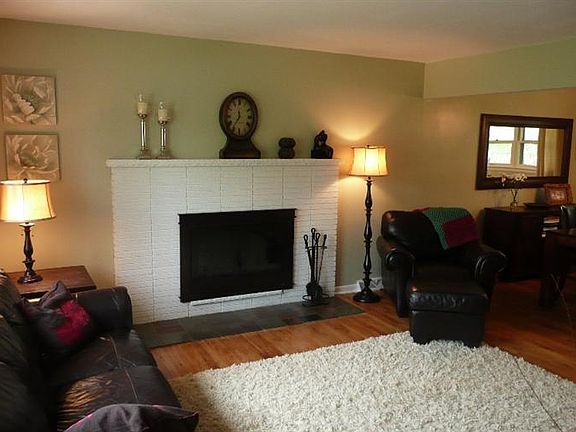 5th image of 2613 Patricia Ct