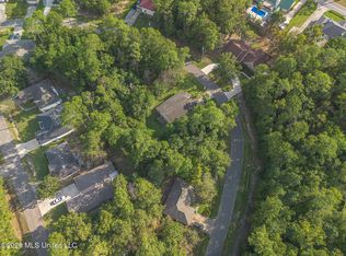 7310 Ieke Dr, Diamondhead, MS 39525
