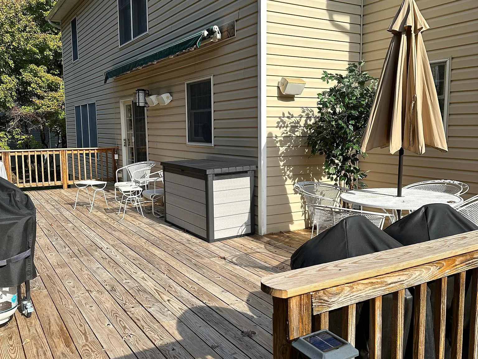5 bed, 3.5 bath, 3770 sqft, $5,350 — Photo 3