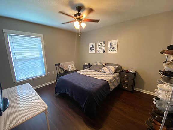 4th image of 230 Lanier Dr #56