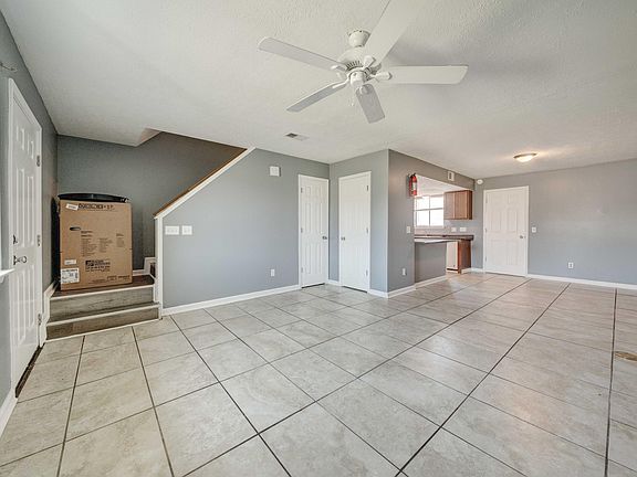 4th image of 146 Cheri Ln