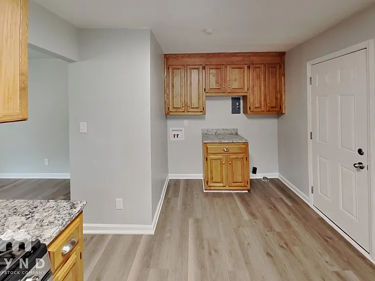 2405 Longleaf Dr — Photo 6