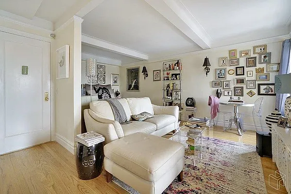 Rented by Halstead Real Estate | media 10