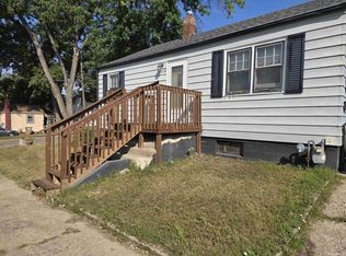 1205 7th Ave NE, Minot, ND 58703