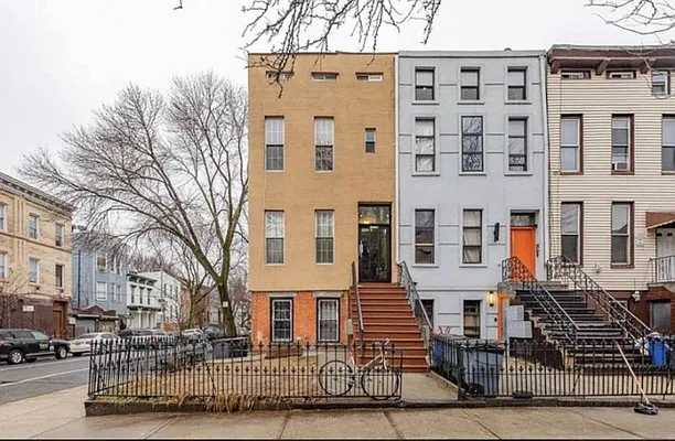 Rented by Doorway NYC, LLC | media 1