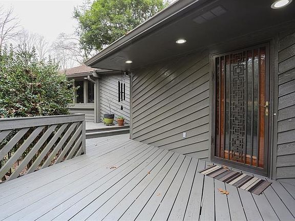 5th image of 8710 S Mount Dr