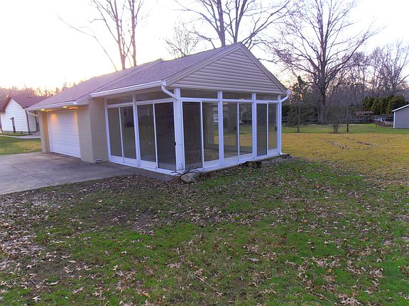 3rd image of 5520 Mill Creek Blvd.