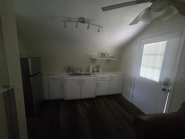 Overview of the kitchen
