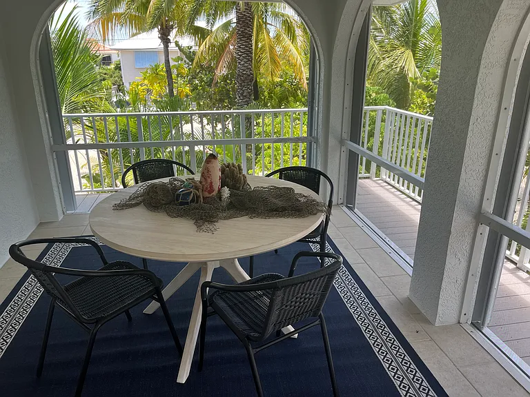 1050 Gulf Dr — Photo 7