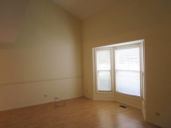 2nd image of 116 Ainslie Dr