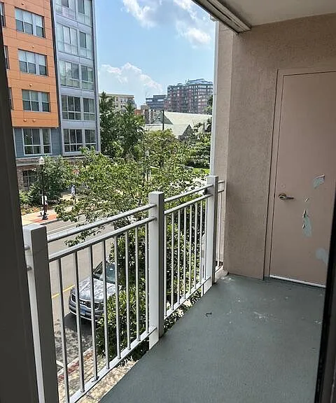 488 Bedford St #308 — Photo 6
