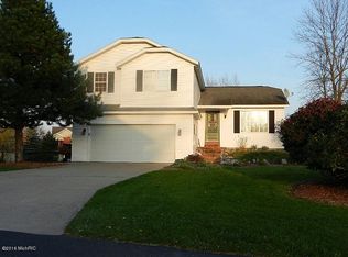 1640 Cedar Creek Dr, Zeeland, MI 49464