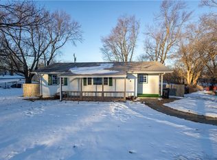 204 N 14th St, Savannah, MO 64485