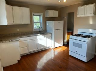 1097 Suburban Ave #2, Saint Paul, MN 55106