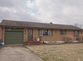 860 Waldrun Ave, Dayton, OH 45404