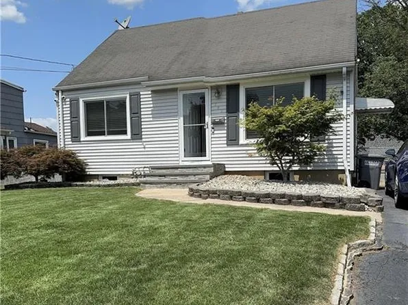 142 Robert Pl, South Plainfield, NJ 07080