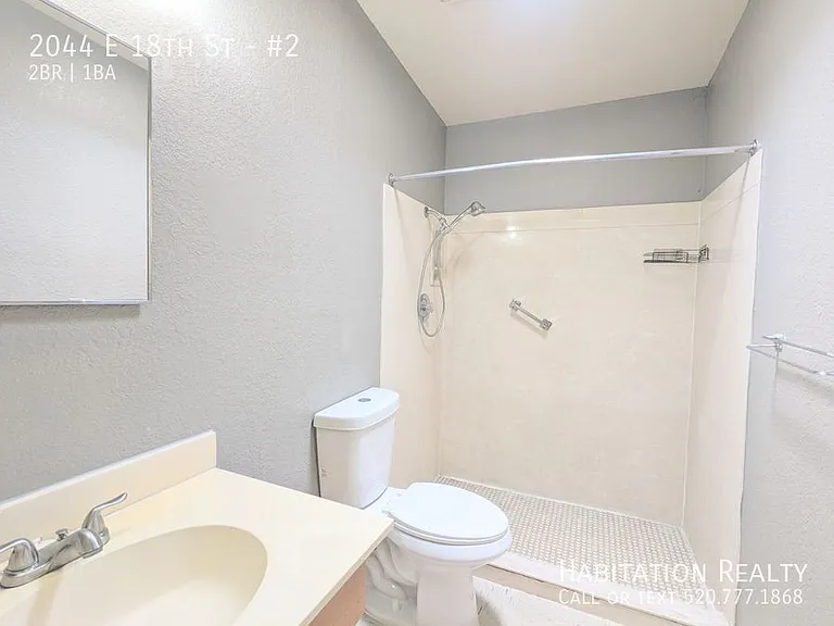 2044 E 18th St #2 — Photo 10