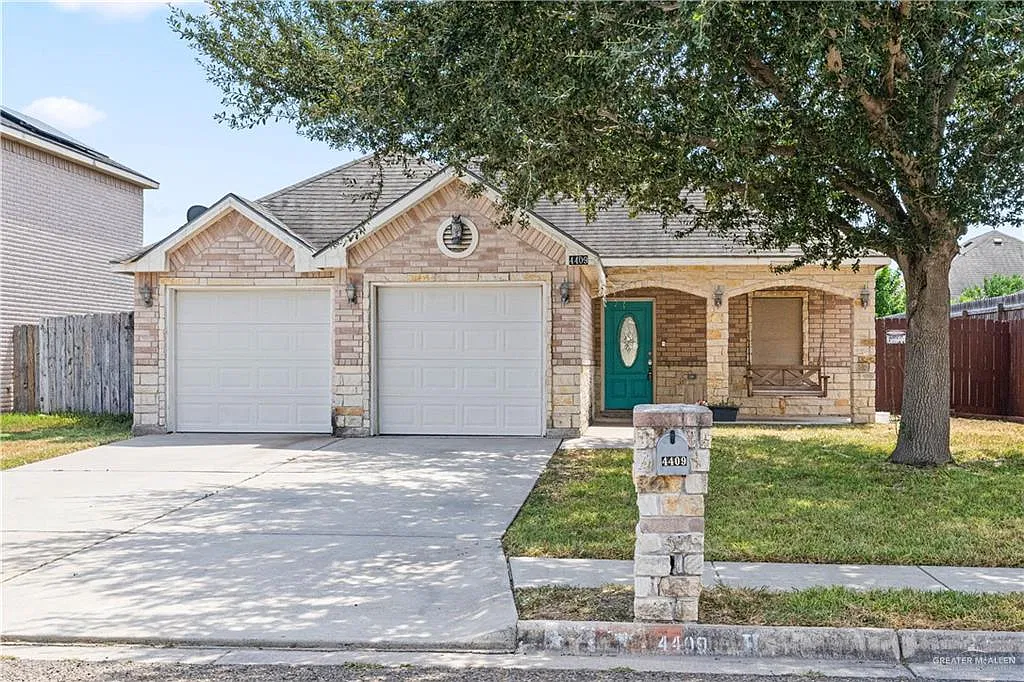 3 bed, 1500 sqft, $1,650 — Photo 1