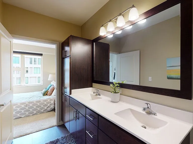 222 Hennepin — Photo 10