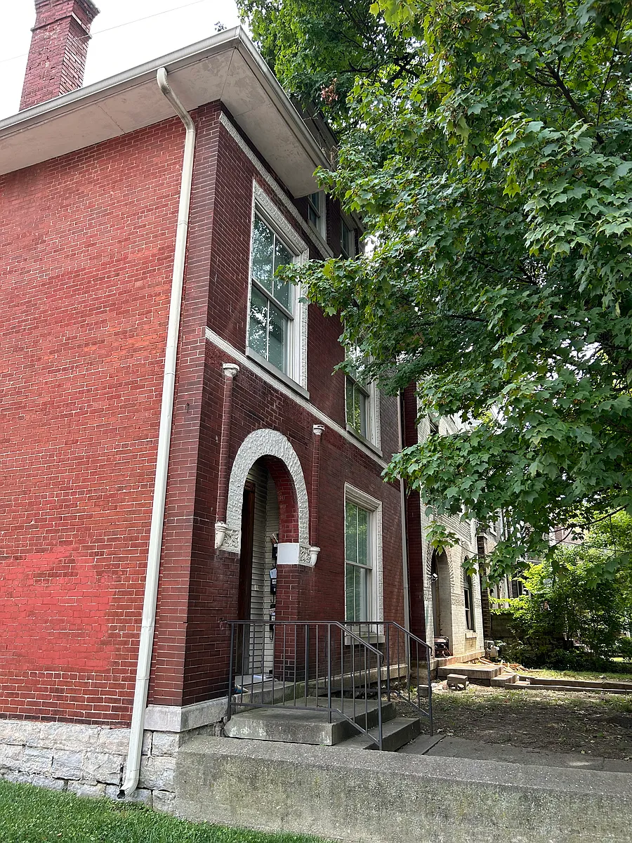 Building Photo - 1453 S 1st St #1