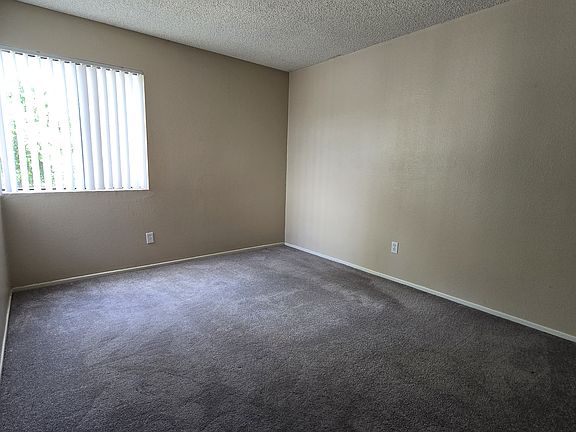 5th image of 2050 S Euclid Ave #203