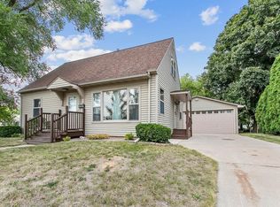 410 W Ryan St, BRILLION, WI 54110