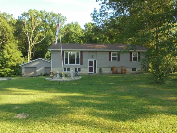 520 Stevens Ln, Mitchell, IN 47446